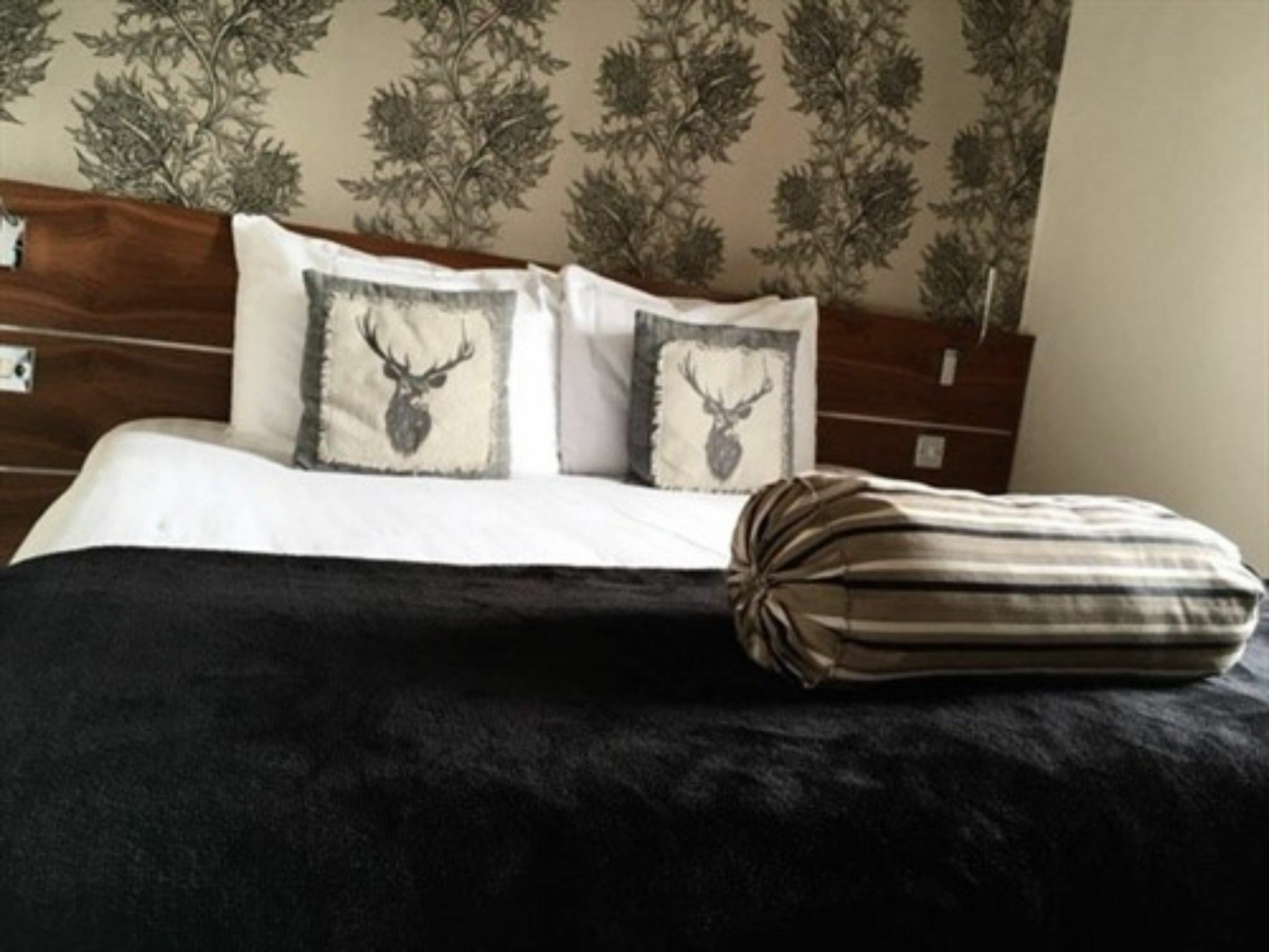 The Drymen Inn Glasgow Extérieur photo